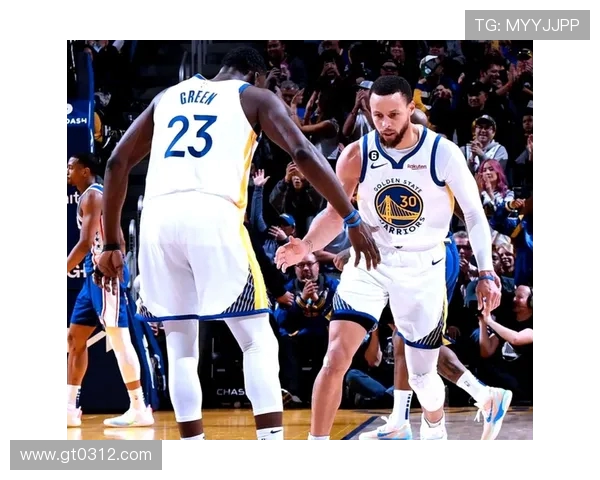 德雷蒙德格林在NBA赛场上的领导力与影响力分析