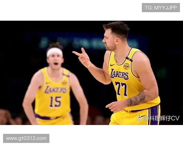 湖人对决鹈鹕精彩回顾与赛后分析一月十六日比赛亮点总结 湖人对决鹈鹕精彩回顾与赛后分析一月十六日比赛亮点总结