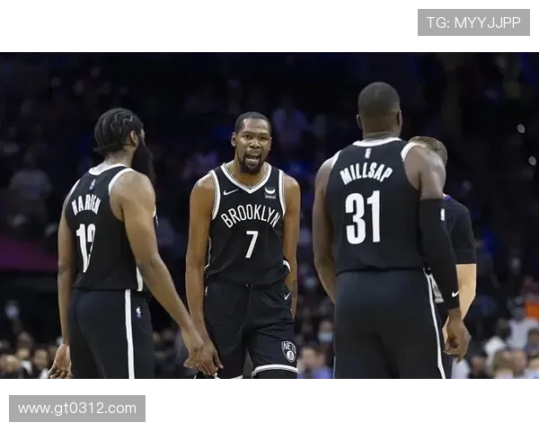 篮网与76人对决历史战绩分析及近期表现总结