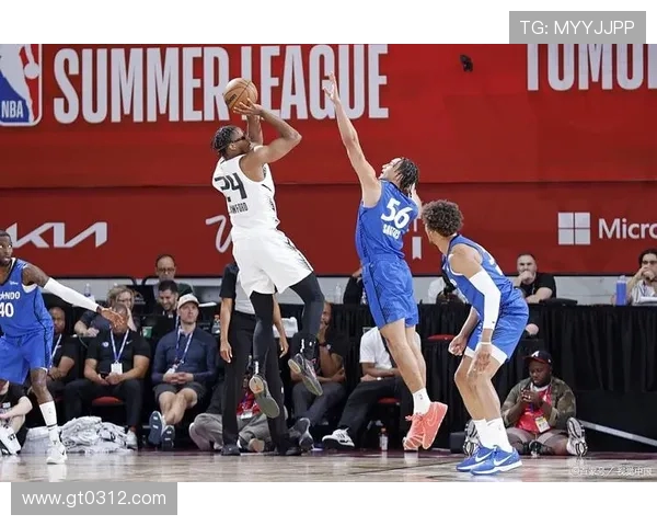 鹈鹕与开拓者精彩对决直播全程回顾与分析