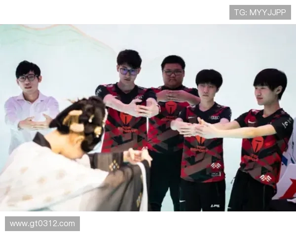 英雄联盟专题深入分析LNG战队实力与战术布局的全景探讨