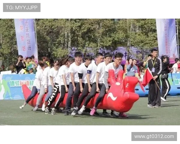 西安滑板队在极限运动会中的团队协作表现精彩点评与分析 西安滑板队在极限运动会中的团队协作表现精彩点评与分析