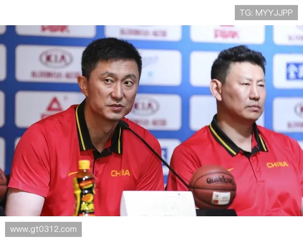 赛后分析：上海篮球队与北京篮球队的比赛节奏与战术对比探讨