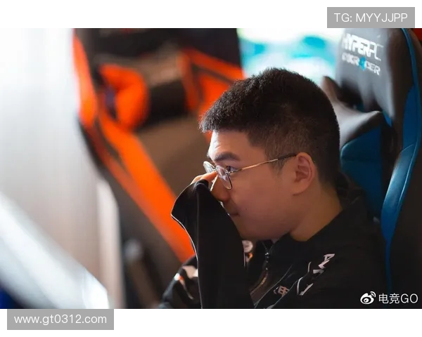 RNG在Major赛中的状态分析与表现评估探讨 RNG在Major赛中的状态分析与表现评估探讨