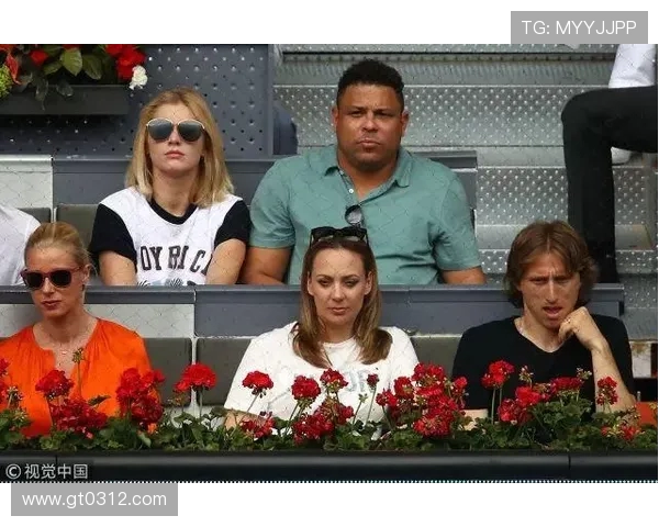 北京网球队在世界杯中的默契配合与战术分析探讨 北京网球队在世界杯中的默契配合与战术分析探讨